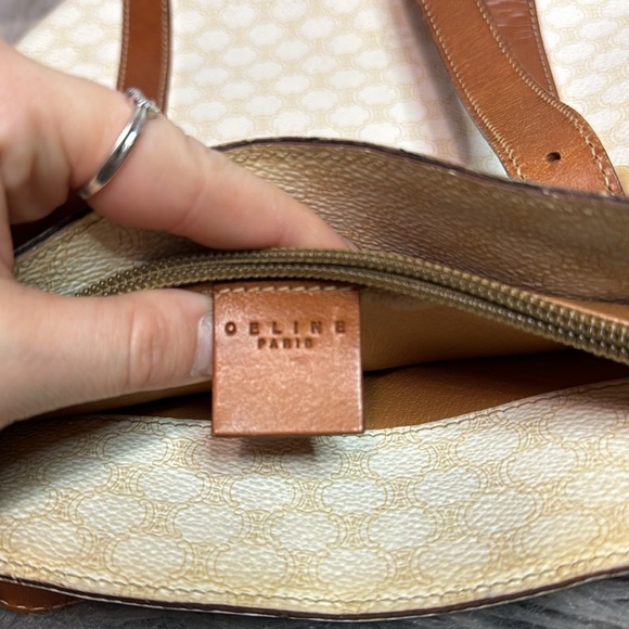 CELINE - Shoulder bag - Picture 10 of 11